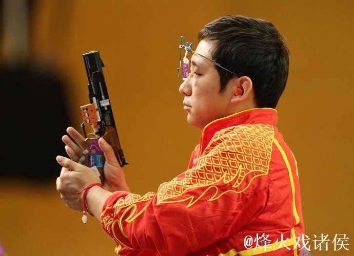 射击世界杯总决赛:李越宏男子手枪速射蝉联冠军 射击世界杯总决赛:李越宏男子手枪速射蝉联冠军